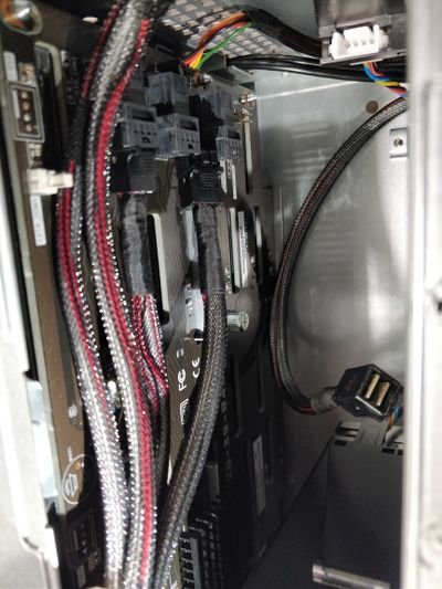 Cables-in-front-backplane.jpg